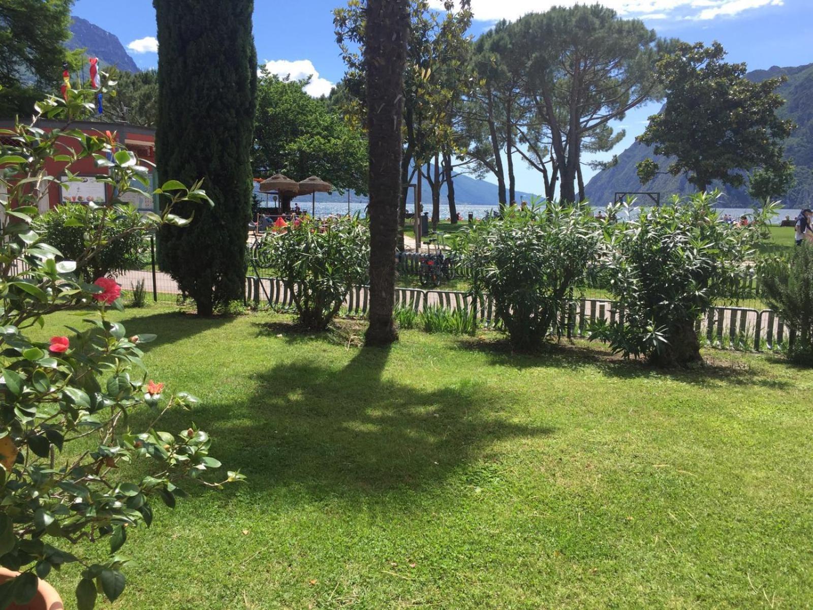 Terrazza Sul Lago Riva del Garda Eksteriør billede