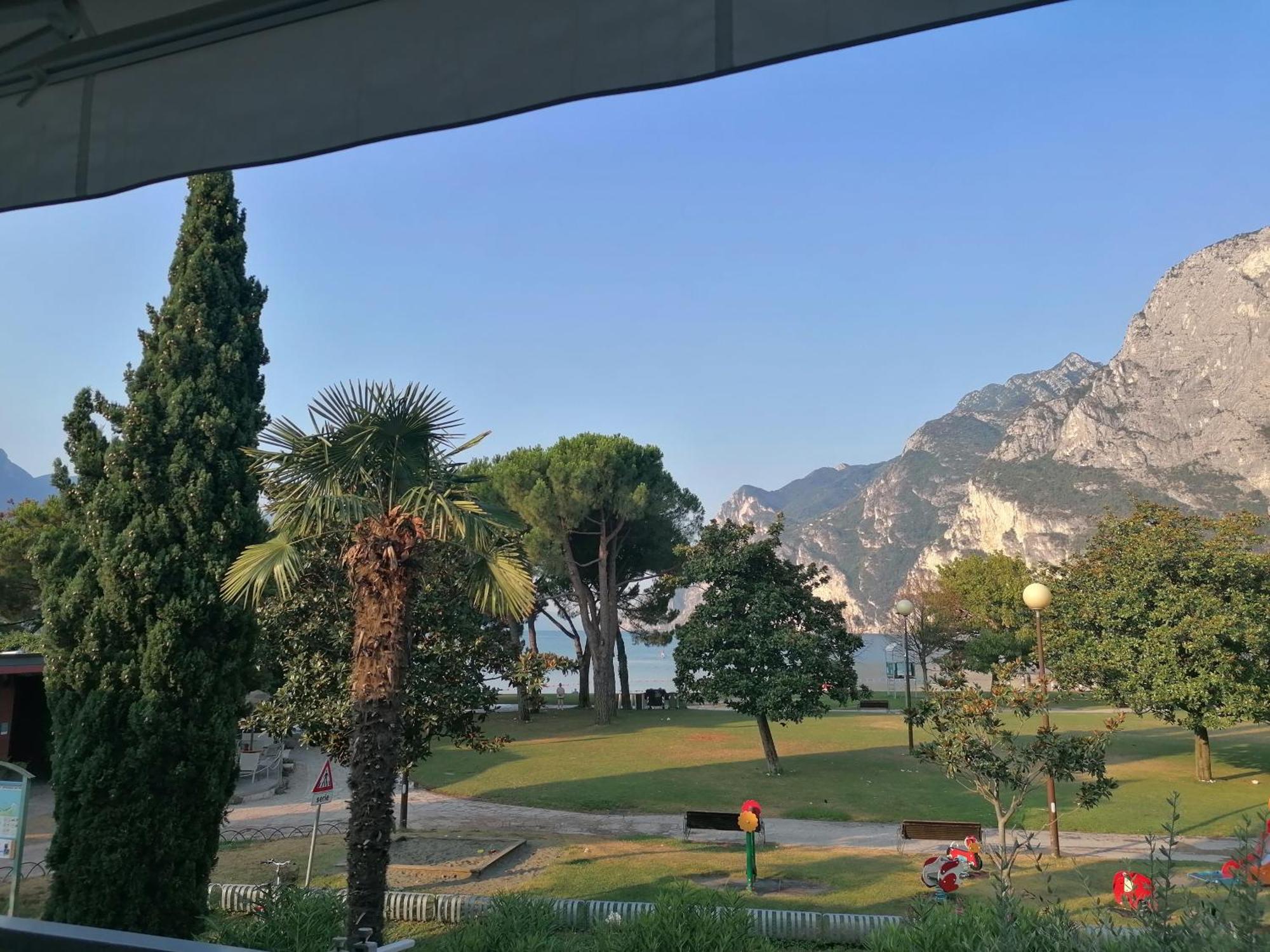Terrazza Sul Lago Riva del Garda Eksteriør billede